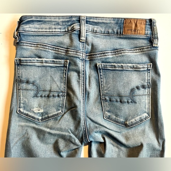American Eagle Distressed Super Stretch Blue Jeans Women’s Hi-Rise Jegging Sz 2 - Picture 14 of 15